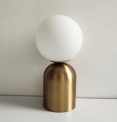 100- Lampe à poser - HATT