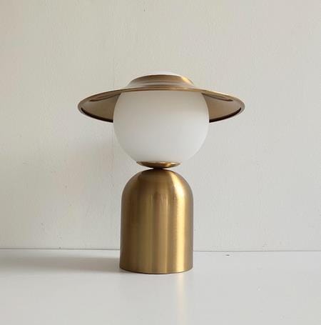 100- Lampe à poser - HATT