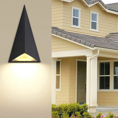 produit pas assez bon Applique murale - PYRAMID