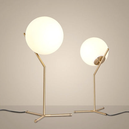 31 - Lampe à poser - Månen